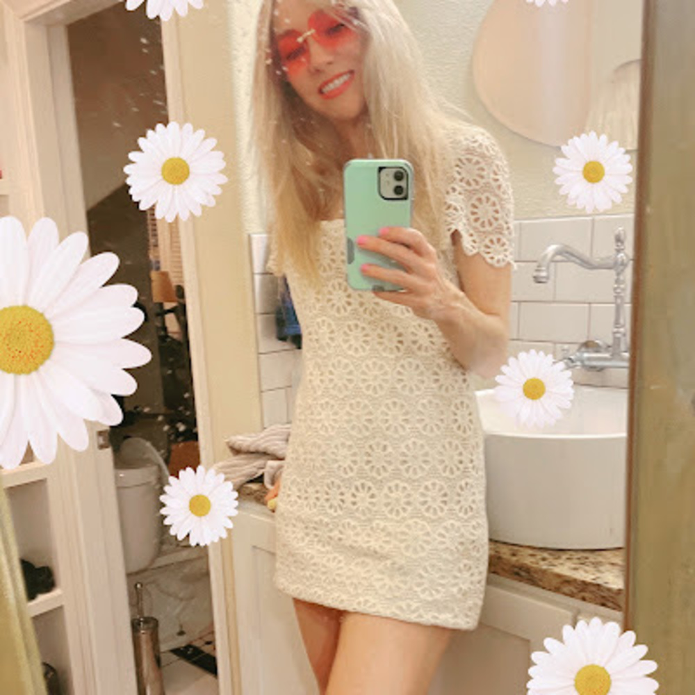 Hello • Hola • Hej • こにちは
